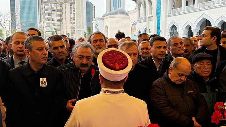 kuzeyin ogluna veda esi ve kizlari cenazede kotulesti 3 4XYGAJHL
