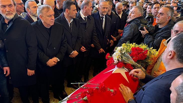kuzeyin ogluna veda esi ve kizlari cenazede kotulesti 4 PC36gYJv