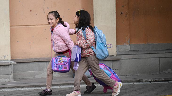 MEB'den okulların erken kapanacağına dair haberlere ait açıklama geldi 1 mebden okullarin erken kapanacagina dair haberlere ait aciklama geldi MyEK7j4n