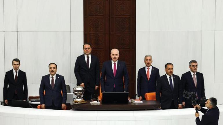 Meclis Başkanı Kurtulmuş, 23 Nisan münasebetiyle resepsiyon verdi 2 meclis baskani kurtulmus 23 nisan munasebetiyle resepsiyon verdi 0 i2PqVTsZ