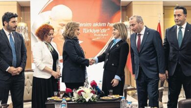 mhp ve dem birinci sefer bayramlasti fCn9duNY