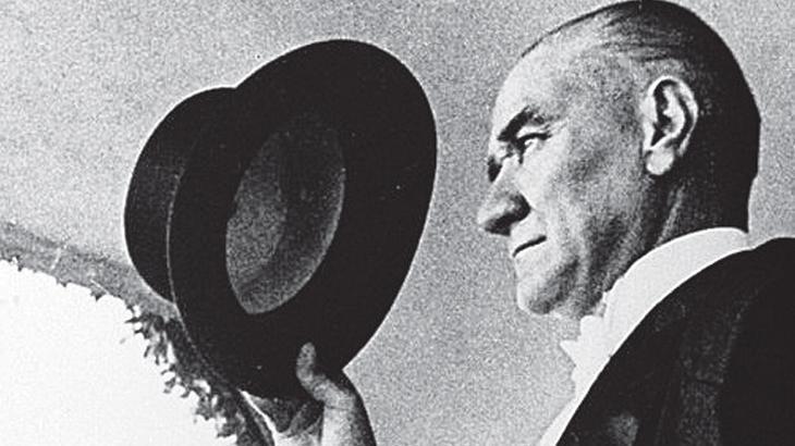 Mussolini ve Saddam ile birlikte anıldı! Kanada’da skandal Atatürk ödevi tartışması 1 mussolini ve saddam ile birlikte anildi kanadada skandal ataturk odevi tartismasi lXKbcV4m