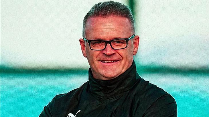 sakaryaspor yeni teknik yoneticisini acikladi