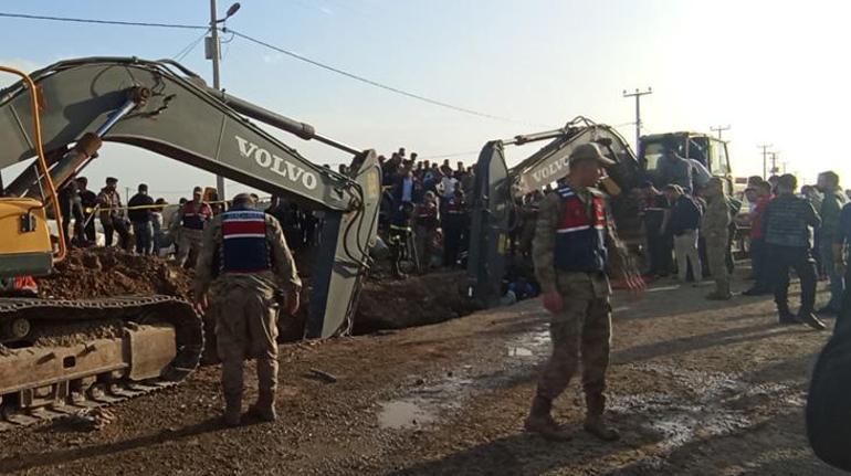 Şanlıurfa'da kanalizasyon çalışmasında göçük! 4 personel toprak altında kaldı 2 sanliurfada kanalizasyon calismasinda gocuk 4 personel toprak altinda kaldi 0 XAdtVCgw