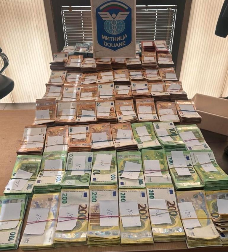 servetin uzerinden yatmis yataktan cikti tam 23 milyon bedelinde 0 E6ql6vGm