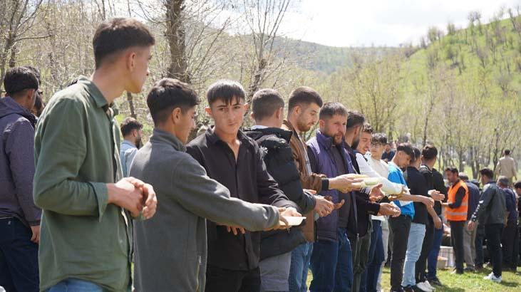 siranin ucu bucagi yok kazanlar kaynadi binlerce kisi birebir masaya cesitti 9 quqdUB12