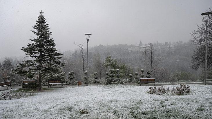 Son dakika... Ankara nisanda beyaza büründü, okullar tatil edildi! Meteoroloji 25 kenti 'sarı' kodla uyardı 2 son dakika ankara nisanda beyaza burundu okullar tatil edildi meteoroloji 25 kenti sari kodla VQwBX1cn