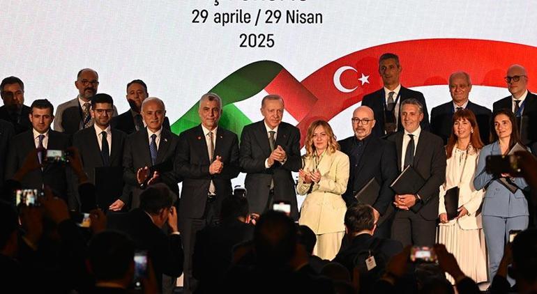 Son dakika: Cumhurbaşkanı Erdoğan İtalya'da! 'Vize konusu ekonomik bağlarımıza ket vuruyor' 2 son dakika cumhurbaskani erdogan italyada vize konusu ekonomik baglarimiza ket vuruyor 0 RrtQ2ZvE