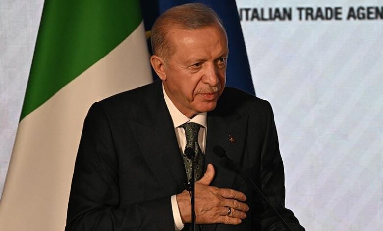 Son dakika: Cumhurbaşkanı Erdoğan İtalya'da! 'Vize konusu ekonomik bağlarımıza ket vuruyor' 1 son dakika cumhurbaskani erdogan italyada vize konusu ekonomik baglarimiza ket vuruyor B86bfpS6