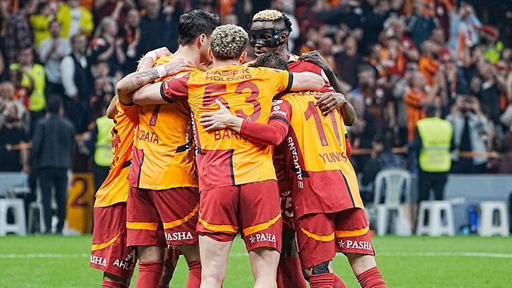 super ligde galatasaray tepedeki yerini korudu Jbpkrbyn