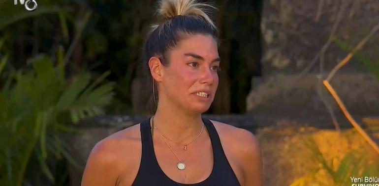 Survivor'da Asena elendi! Pınar Saka'nın eşinden göndermeli paylaşım 3 survivorda asena elendi pinar sakanin esinden gondermeli paylasim 1 hCaMJcHX