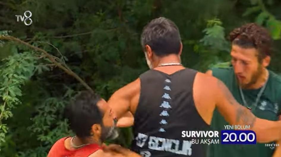 Survivor'da yeni kavga! Batuhan Gökgöz ve Çılgın Sedat birbirine girdi: Batuhan'a reaksiyon yağdı 8 survivorda yeni kavga batuhan gokgoz ve cilgin sedat birbirine girdi batuhana reaksiyon yagdi 6 DknD6Sg2