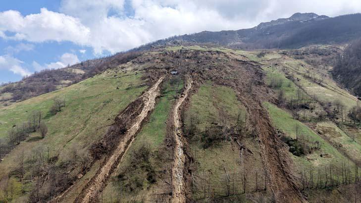trabzonda tuyleri urperten olay jandarma siren ve anonsla vatandaslari kurtardi 1 wBSb9Zz8