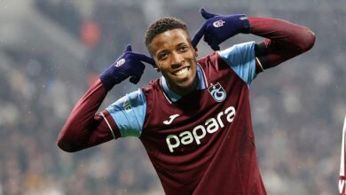 trabzonsporda en buyuk teminat simon banza sRE4pXIP