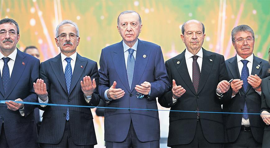 ‘Ülkesini şikayet eden bu gururu anlayamaz’