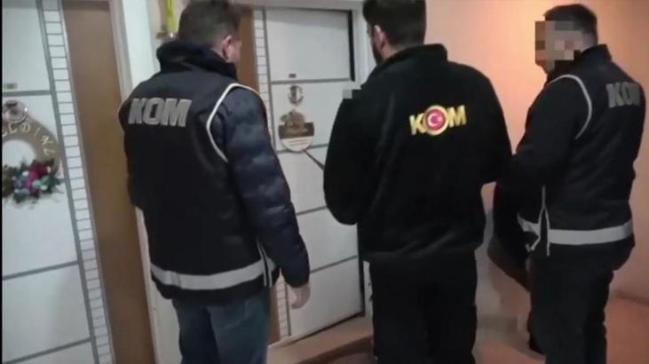 Van'da dev operasyon! Çok sayıda silah ve mühimmat ele geçirildi 6 vanda dev operasyon cok sayida silah ve muhimmat ele gecirildi 4