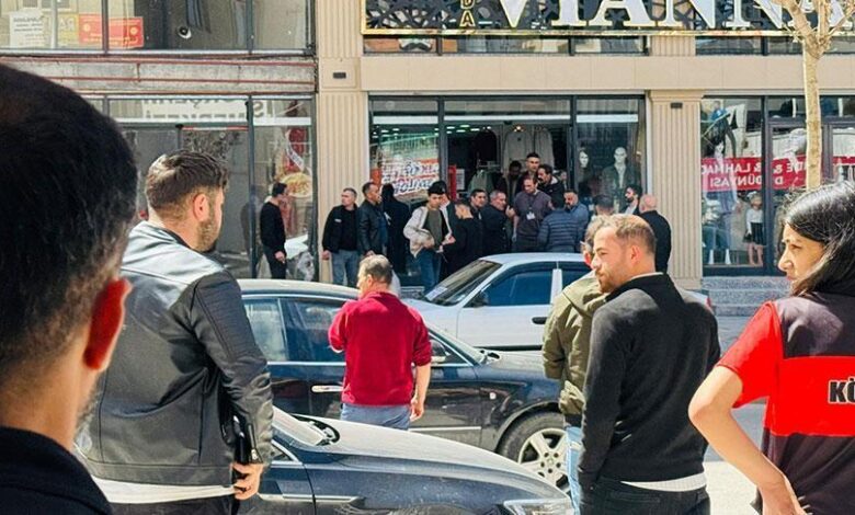 Van'da mağazaya silahlı saldırı! Meyyit ve yaralılar var 1 vanda magazaya silahli saldiri meyyit ve yaralilar var mKQbIjDu