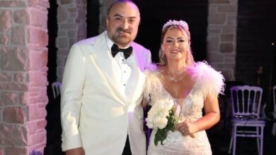 volkan konakin 35 yillik esi selma konaktan yurek burkan paylasim AbwZlPeJ