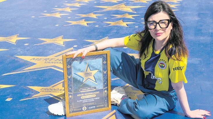 Yıldızlar ortasındaki yerini aldı 1 yildizlar ortasindaki yerini aldi rPaVGEkT