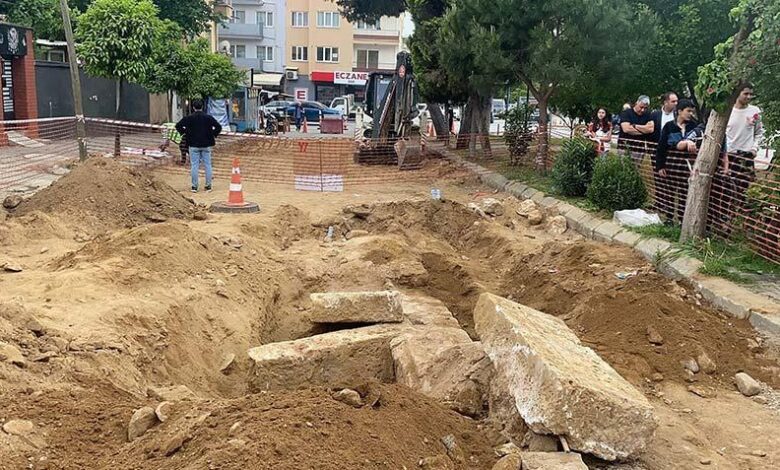 Yol çalışması sırasında bulundu! İnsan kemikleri Roma periyoduna ilişkin çıktı 1 yol calismasi sirasinda bulundu insan kemikleri roma periyoduna iliskin cikti qltE54x7