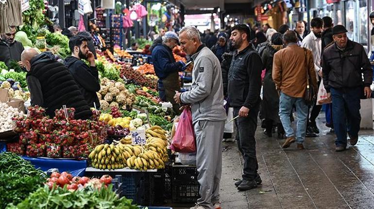 yurt genelinde boykot davetine karsin pazarlarda marketlerde ve avmlerde hareketlilik yasandi 2 BJegiJ6c