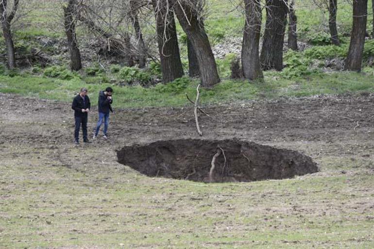 10 gün evvel ekim yaptığı tarlasında ortaya çıktı! Gözlerine inanamadı 3 10 gun evvel ekim yaptigi tarlasinda ortaya cikti gozlerine inanamadi 1 m42XeK3b