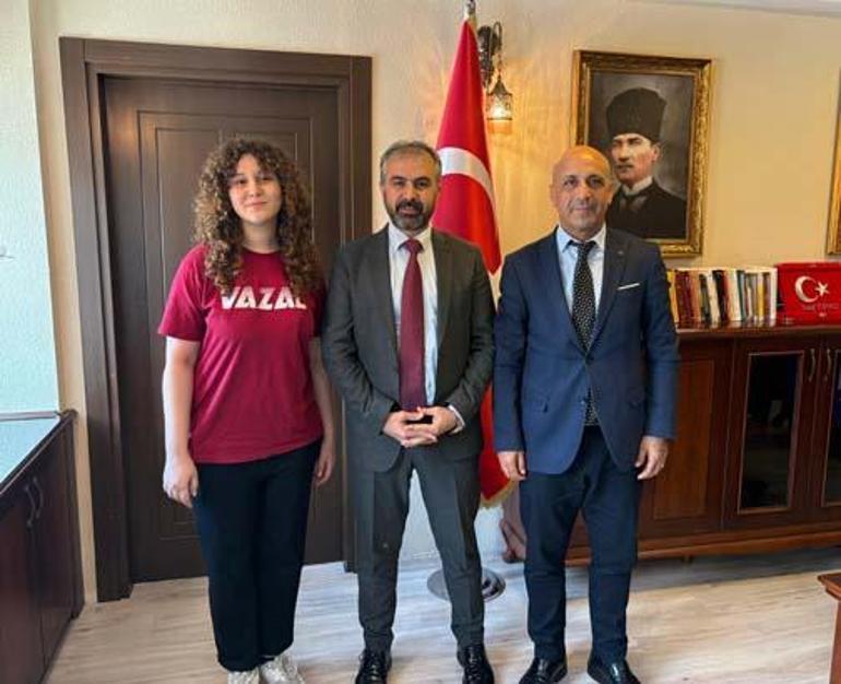 20 lira ve yanına bırakılan bir not: Bu kadar ilgi göreceğini bilmiyordum 3 20 lira ve yanina birakilan bir not bu kadar ilgi gorecegini bilmiyordum 1 gyWwSlQ4