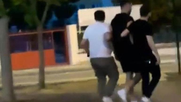 200 bin TL’lik rüşvet tuzağı! İcra müdür yardımcısı ve katip suçüstü yakalandı 2 200 bin tllik rusvet tuzagi icra mudur yardimcisi ve katip sucustu yakalandi 0 kOY5tFiO