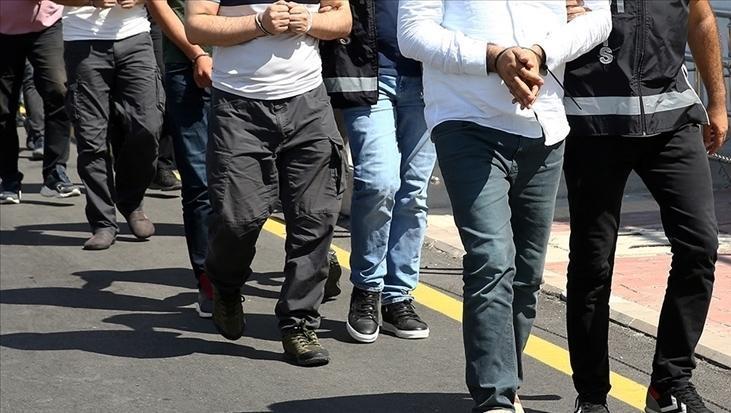 4 vilayette, 6 başka organize kabahat örgütüne yönelik operasyon: 43 tutuklama 1 4 vilayette 6 baska organize kabahat orgutune yonelik operasyon 43 tutuklama I1n2cpgl