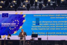 ab turkiye delegasyonu baskani buyukelci ossowski ab ve turkiye yan yana duruyor YAuuQ1rK