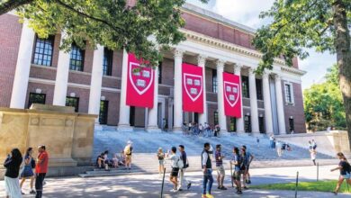 abddeki turk ogrencilerin egitim ve vize tasasi trump harvarda kafayi takti R3BuYYG4