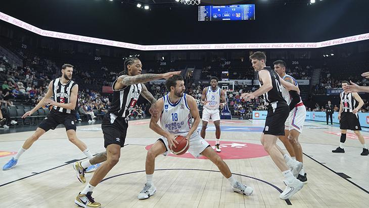 Anadolu Efes, Beşiktaş Fibabanka'yı mağlup etti! 1 anadolu efes besiktas fibabankayi maglup etti IlEHyZOM