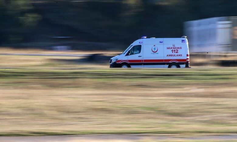 Ankara'da ambulansa yol vermeyen şoförlere ceza yağdı 1 ankarada ambulansa yol vermeyen soforlere ceza yagdi fbMjURkJ