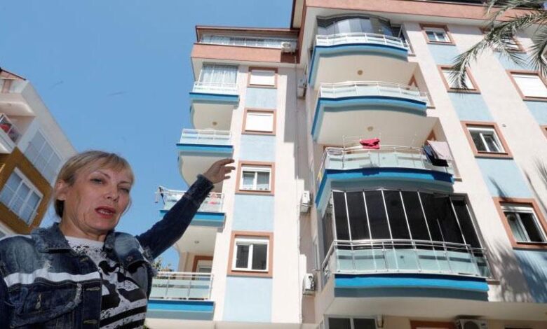 Antalya'daki lüks dairesini kiraya veren Rus bayanın hayatı altı üst oldu! 1 antalyadaki luks dairesini kiraya veren rus bayanin hayati alti ust oldu pp4Ligag