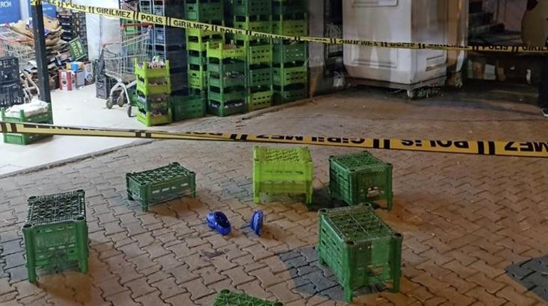 Ataşehir'de feci olay! Dairede doğalgaz parlaması yaşandı, panikleyip 7. kattan atladı 2 atasehirde feci olay dairede dogalgaz parlamasi yasandi panikleyip 7 kattan atladi 0 S9WWHuy9