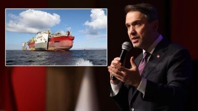 bakan bayraktar yuzer uretim platformumuz 29 mayista istanbul bogazini gececek SVV6avSX