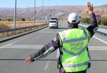 bakan yerlikaya 498 bin 666 araca surucuye surec yapildi bC9RwcG9