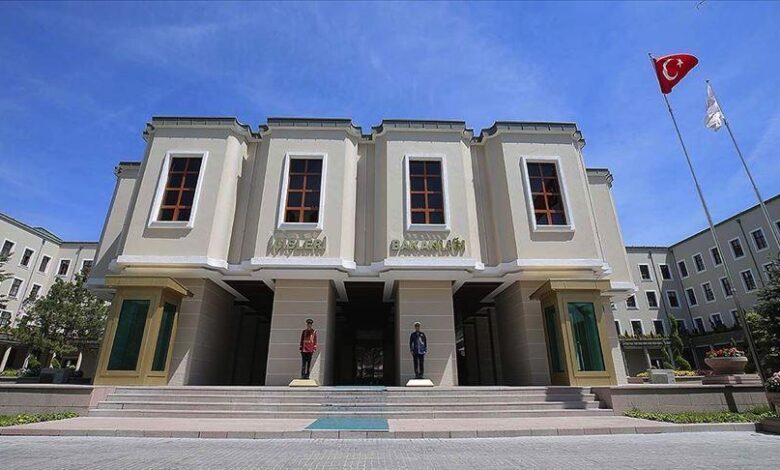 Bakanlık 30 büyükşehir ilçesine kaymakam yerine vali atanacağı argümanını yalanladı 1 bakanlik 30 buyuksehir ilcesine kaymakam yerine vali atanacagi argumanini yalanladi xPJUP3zu