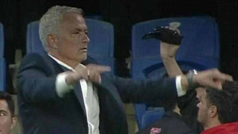 Başakşehir - Fenerbahçe maçı sonrası eski hakemlerden penaltı ve gol iptali çıkışı! '2 kırmızı kartı atladı' 15 basaksehir fenerbahce maci sonrasi eski hakemlerden penalti ve gol iptali cikisi 2 kirmizi 48TsX2zw