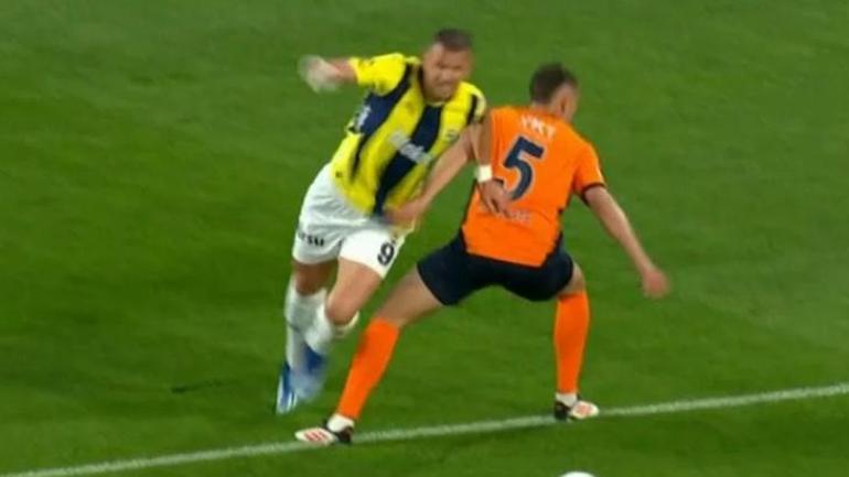 Başakşehir - Fenerbahçe maçı sonrası eski hakemlerden penaltı ve gol iptali çıkışı! '2 kırmızı kartı atladı' 3 basaksehir fenerbahce maci sonrasi eski hakemlerden penalti ve gol iptali cikisi 2 kirmizi 6CAwZ39G