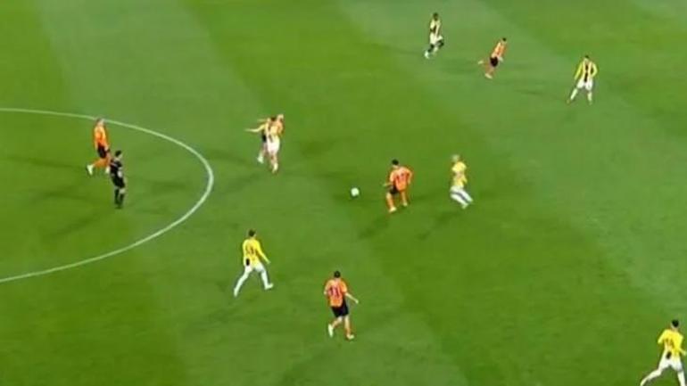 Başakşehir - Fenerbahçe maçı sonrası eski hakemlerden penaltı ve gol iptali çıkışı! '2 kırmızı kartı atladı' 16 basaksehir fenerbahce maci sonrasi eski hakemlerden penalti ve gol iptali cikisi 2 kirmizi UUi35tQj