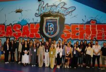basaksehirde profesyonel futbol idaresi sertifika programinda yeni mezunlar uslIqFUL