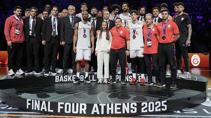 Basketbol Şampiyonlar Ligi'nde ikinci olan Galatasaray yurda döndü 1 basketbol sampiyonlar liginde ikinci olan galatasaray yurda dondu vDjiiW1X
