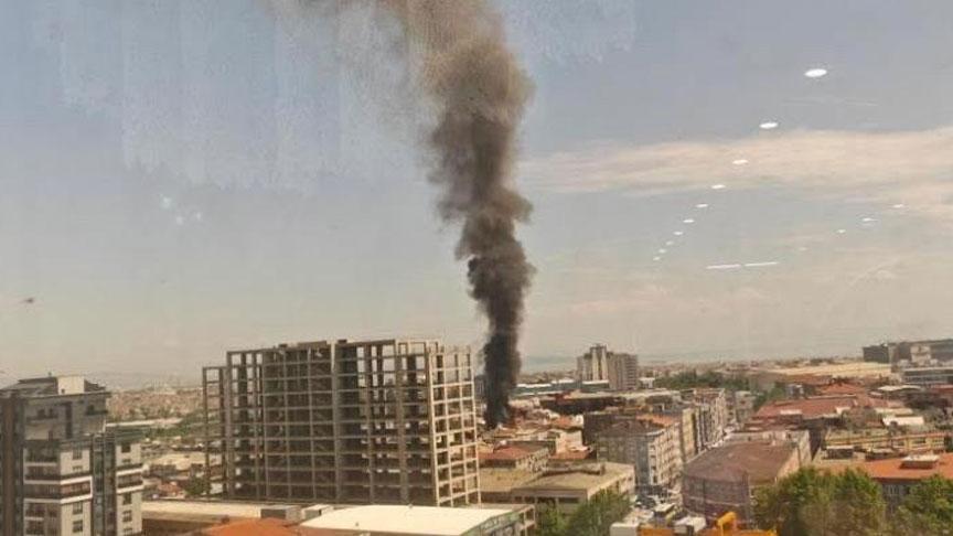 Bayrampaşa’da korkutan yangın! Alevler bitişikteki binaya sıçradı