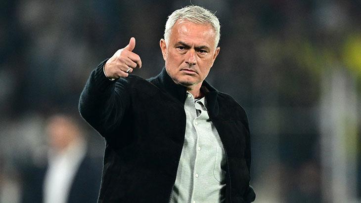 Beşiktaş derbisi öncesi Fenerbahçe'de gözler Mourinho'ya çevrildi! 1 besiktas derbisi oncesi fenerbahcede gozler mourinhoya cevrildi tZnCNQwL
