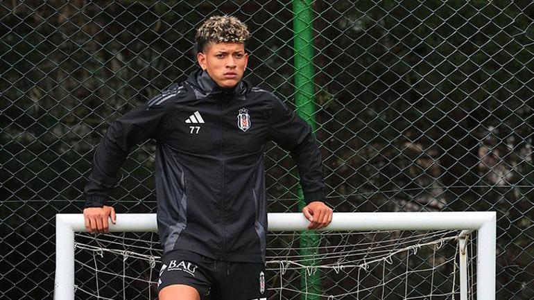 Beşiktaş'ta yeni transfer geldiği üzere gidiyor! Solskjaer’in planı belirli oldu 3 besiktasta yeni transfer geldigi uzere gidiyor solskjaerin plani belirli oldu 1 rnNqdtV9