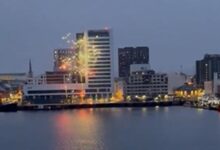bodoglimt taraftarlarindan tottenhama uyku manisi otel onunde gece yarisi havai fisek gosterisi K8ypmQdK