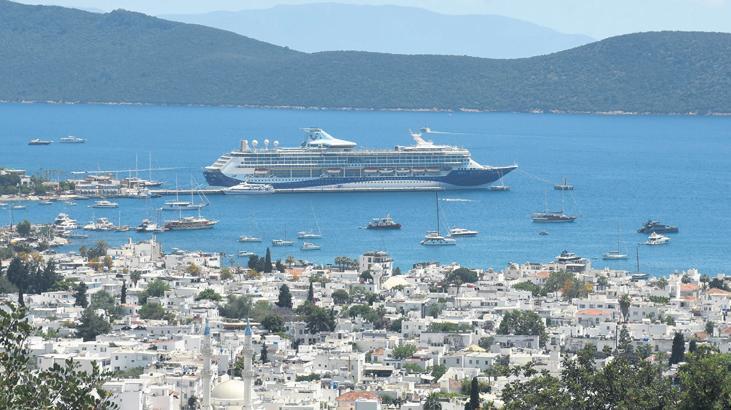 Bodrum’da kruvaziyer bereketi! 11 kruvaziyer ile 20 bin turist geldi 1 bodrumda kruvaziyer bereketi 11 kruvaziyer ile 20 bin turist geldi TRUvefmw