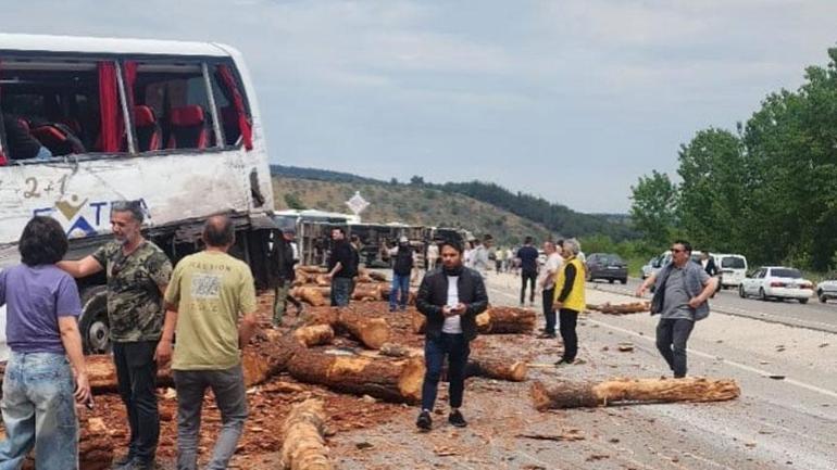 Çanakkale'de 8 kişinin öldüğü kaza ile ilgili yeni detay! 2 canakkalede 8 kisinin oldugu kaza ile ilgili yeni detay 0 qgCpvsuL