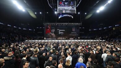 canli besiktasta baskanlik secimi serdal adali ile gurkan aksoy yarisiyor LRwmcrfL
